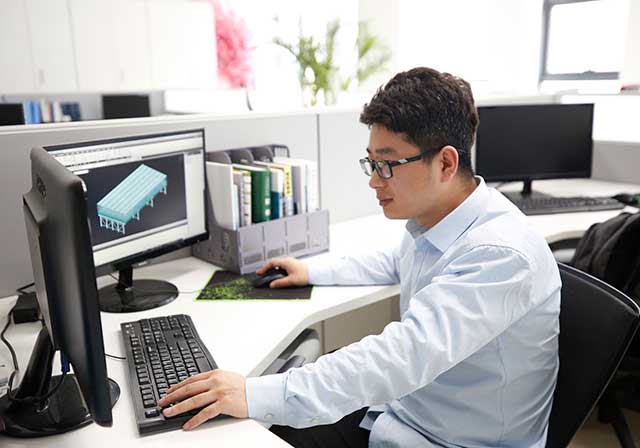 劉偉-(2).jpg 劉偉-(2).jpg